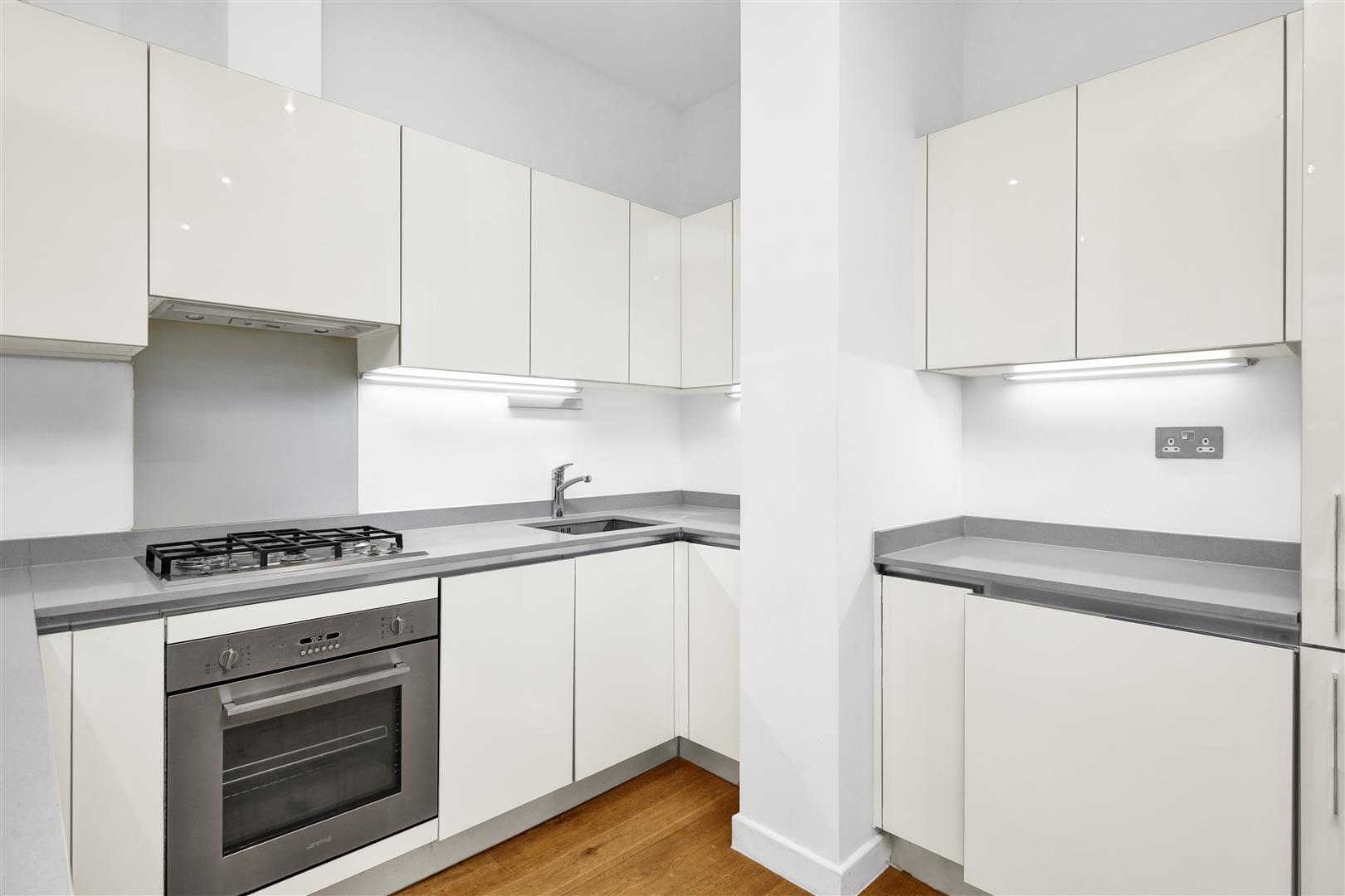 3 bed property in Halesworth Court, 7 Alfred Street, Bow, London